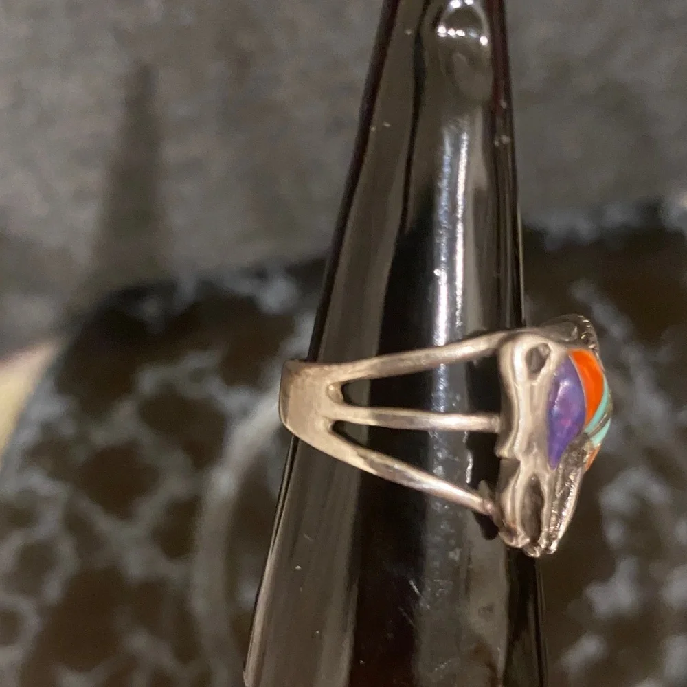 925 Zuni Sterling Silver Horse Ring with,Coral, Mother of PearTurquoise Sz6 - Picture 3 of 4